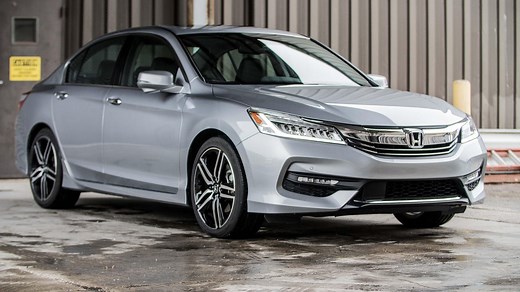 2017 Honda Accord Sedan review: Accord's last V6 makes a worthy swan song