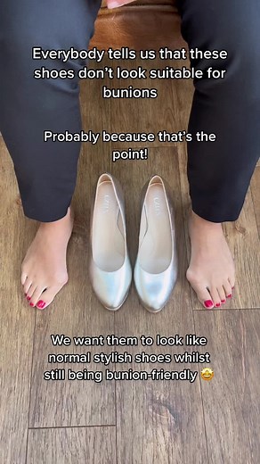 Looks can be deceiving! Calla shoes look like stylish, fashionable shoes, but they’re specially designed for bunions & problem feet. They have wider toeboxes and are packed with comfort features. #bunions #fyp #callashoes #feetcare