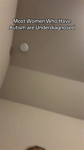 Amari | Therapist ❤️‍🩹 on Instagram: "Black women and autism #blackwomen #relatable #codeswitching"