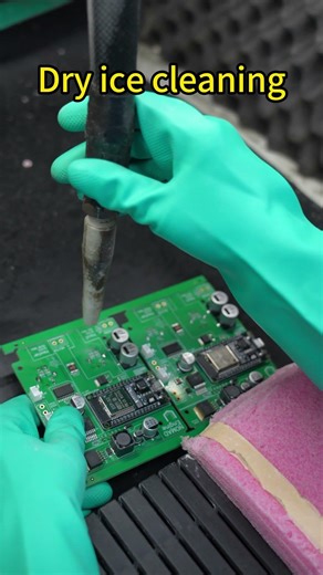 Dry Ice Cleaning for PCB Assembly