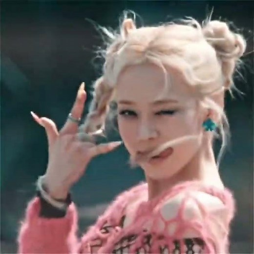 I'm like some kind of supernova #kpop #asepa #karina #ningning