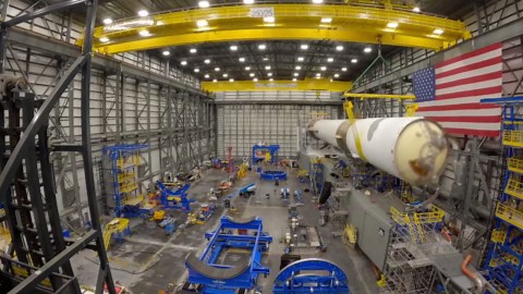 We love to see AeroGo Orange on a manufacturing floor!  If you look closely you will see the orange AeroGo Tuggers attached to the blue tooling structure supporting this build.  Our equipment is… | AeroGo, Inc.