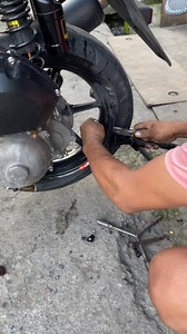 50K views · 554 reactions | Clamp manual removal tire presser #affliatepartnership #vulcanizingmarunong #vulcanizingbusiness #vulcanizingjob #VulcanizingShop #Vulcanizing | Master K | Facebook