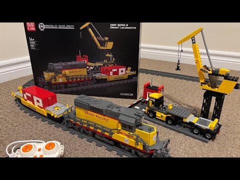 Mould King SD40-2 Diesel Locomotive - Motorized Lego Train