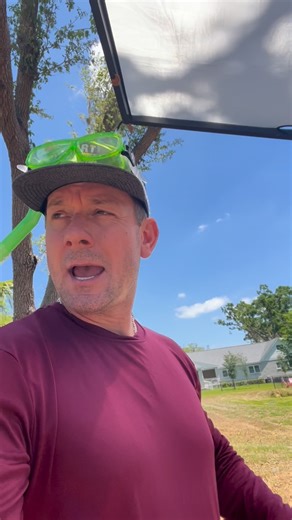 Brian Kleinschmidt on Instagram: "Exclusive never before heard dad joke.🤿 🤣 Catch up on the laughs anytime on @hbomax and @discoveryplus 📺 👀 #100DayDreamHome #BTS #HGTV"