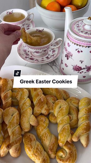 Koulourakia: Greek Easter Cookies 🇬🇷 Full recipe linked in bio or spoonfulofsi.com 🤍 #greekrecipe #greekeaster #easter #greekfood #koulourakia #cookies #recipevideo #recipesforyou #greek #recipes #foodblogger