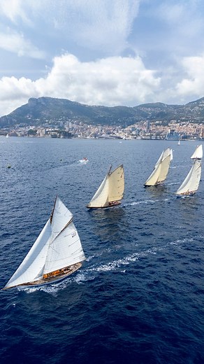 Monaco Classic Week 2025 🇬🇧 Classic yachts set sail in Monaco. A pure celebration of tradition on the sea. 🇫🇷 ⛵ Les voiliers classiques prennent le large à Monaco.Une célébration pure de la tradition en mer. #MonacoClassicWeek #MCW2025 #ClassicYachts #MotorYachts #Riva #Dinghies #Canots #YachtingLifestyle #Monaco #MaritimeHeritage #ClassicBoats #YachtingTradition #VoilesClassiques #yachting @rolex @ubs @moethennessy @bmw @monacomarine @visitmonaco @northsails @riva.mbs | Yacht Club De Monaco