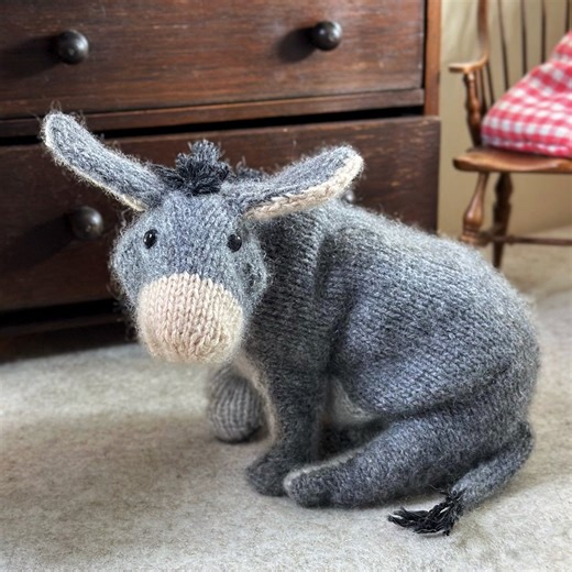 EEYORE - English Knitting Pattern - Etsy