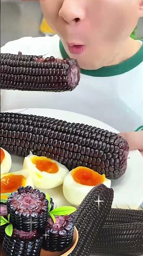 Ever Tried Black Waxy Corn 🌽 Fresh Off the Cob?🖤