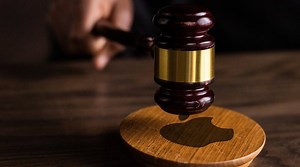 All of the active antitrust cases Apple is fighting around the world