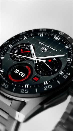 The new TAG Heuer OS powering the Connected E5's keep you seamlessly connected. Manage calls, access your voice assistant, and enjoy a streamlined experience focused on simplicity, all within the elegance of a luxury timepiece. From integrated straps to faceted lugs, every detail of the new Connected Calibre E5 reflects TAG Heuer's savoir-faire, crafted for comfort, performance, and bold elegance. | AMJ Watches