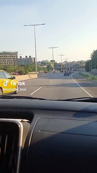 Explora la Magia de Tinghir y Cataluña