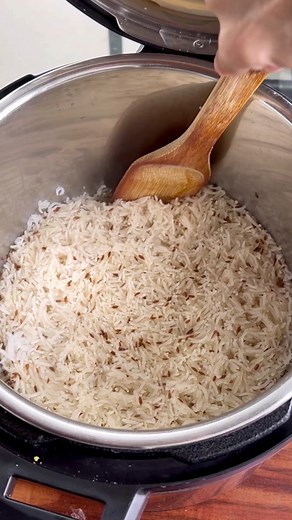 Instant Pot Jeera Rice: Fluffy & Flavorful Recipe
