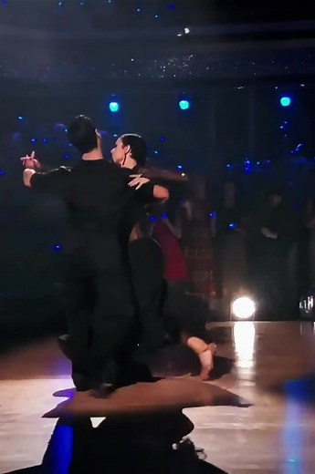 Rumer Willis and Val Chmerkovskiy Dance on DWTS