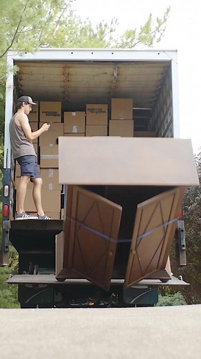 That dresser? It didn't make it. #Movers #MovingCompany #MovingTips #MovingHacks #fail #MovingDay #Professional #MoversLife #MovingOut #PackingTips