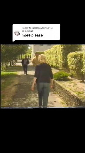 Replying to @neilgrayson551 #fullfrontal #ericbana #greatdersofhistory #greatdersoftiktok #aussie #aussiehumour #aussietv #australia #australianhumour #australian #australiantv #australiatv #nostalgia #aussienostalgia #australiannostalgia #classictv #funny #comedy #skit #skitcomedy #sketch #sketchcomedy #bogan #westie #straya