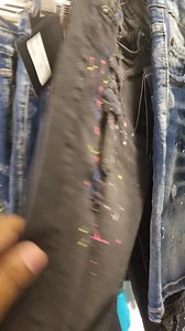 Heren korte jeans broeken Sale Sale ‼️ Alles Moet Weg ‼️ Srd 595 maar long Kong snel 🏃‍➡️🏃‍➡️ OP IS OP ‼️ 📍Central mall unit#057 We zijn al open 📍Hermitagemall unit #34 Om 4:00 open | Fashion Checklist