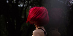 28 Stunning Dark Red Hair Colors To Try in 2023