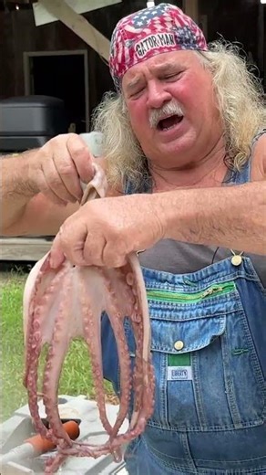 Adding OCTOPUS to my crab BOIL!