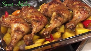 Super Juicy Baked Chicken and Potatoes Dinner Very Easy To Make Ingredients: To Marinade Chicken 6 - Chicken Quarters 1tbsp - Rosemary 1tsp - Chicken Seasoning or tt 1/2tsp - Paprika 2 - Spice Blend Cubes 4tbsp - Olive Oil Salt - tt To Season Potatoes 6 - Golden Potatoes or Potato of Choice 1tsp - Chicken Seasoning 1/4tsp - Paprika 1/2tsp - Rosemary 1/2 - Medium Red Onions Bell Peppers Salt - tt 2tbsp -Olive Oil | Sweet Adjeley