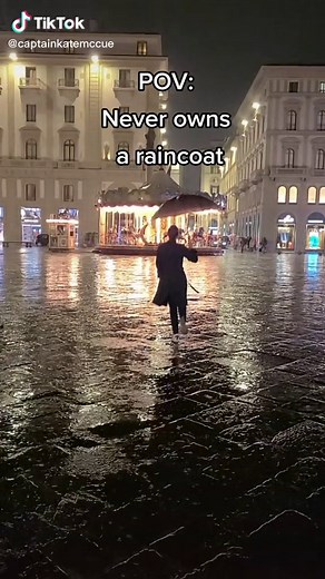 Exploring Rainy Florence: A Vacation in Italy
