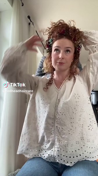 Schöne Haarstyles für Oktoberfest und Geburtstagsfeiern