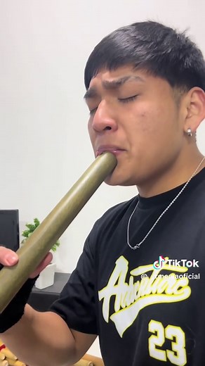 Disfruta las Mejores Canciones de Caporal con Amor