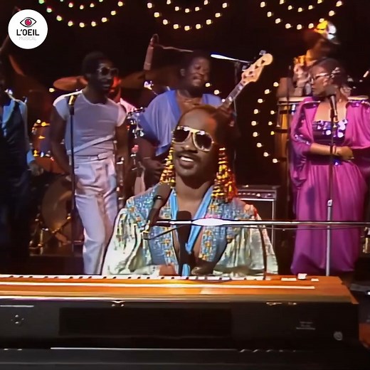 2.3M views · 8.7K reactions |  Stevie Wonder - Master Blaster (Jammin') (1980) | L'oeil musical | Facebook