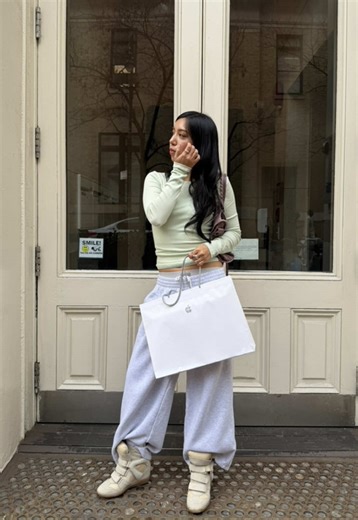 going to test it out as a designer & creator!! @apple #macbookneo #minivlog