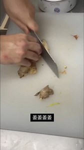 誰說平價拉麵不是用心熬煮😱 每天熬煮湯頭/ㄧ點也不馬虎/提供價格實惠給予每位顧客 湯頭熬煮/不油膩但有厚度、雞骨膠質感。 | 一幸拉麵-新店民權店