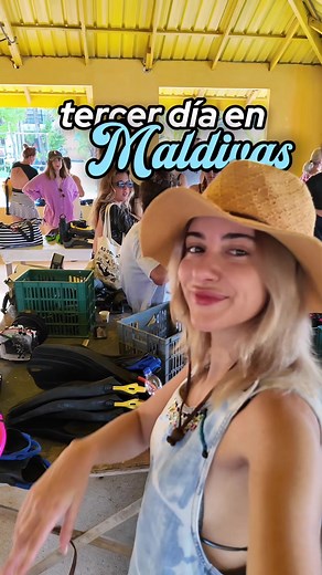 Día 3 en Maldivas 🏝️🐠🤿💙 Nadamos con tortugas y visitamos una isla preciosa en mitad del océano ! Tenéis el vlog entero en mi canal de Youtube❤️#maldives #viaje #vlog #curiosidades #info