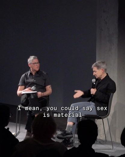 This spring, as part of Pioneer Works’ Author Talks series, we proudly launched Judith Butler’s much-anticipated book, Who’s Afraid of Gender?, in a special co-presentation with Dia Art Foundation (@diaartfoundation). The iconic intellectual was joined on stage by Jack Halberstam (@jackhalberstam), to discuss fascism, gender, what it’s like to be burned in effigy, and so much more. Watch the full video via the link in bio🔗🎞️ | Pioneer Works