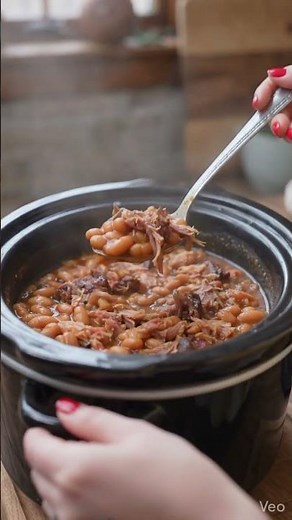 Slow Cooker Cowboy Beans 🤠🔥 | The Easiest Comfort Food You'll Ever Make!