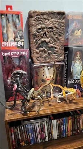 ALIENS NECA FIGURE REVIEW ! LONG VERSION UP NOW. subscribe!