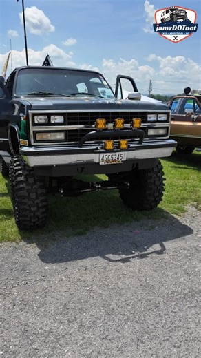 1980s Squarebody Truck – Love It or Hate It?
