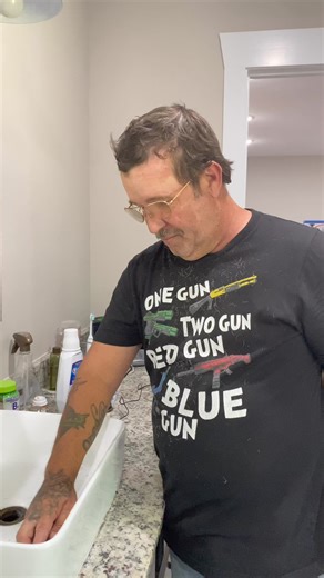 123 reactions · 22 comments | Stranger danger. He couldn’t take the “old” look  #whatchadoinbrent #strangerdanger #newman | Jennifer Evans | Facebook