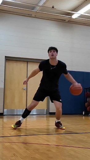 27K views · 3.6K reactions | Some simple changes to create more space for your shot! Try these ! #hoopersofinstagram #basketball #basketballplayers | Sean McCurdy | Facebook