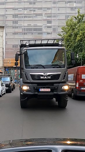 If you see a mighty, charismatic caravan on the road, know that it’s the OTAĞ 620… 🚐💨 A refuge in nature, a home on the move! 🌲🔥 Every detail is crafted for adventurers who seek comfort — the OTAĞ 620 is not just a caravan, it’s freedom on four wheels. 🌍✨ If you’re ready, new stories await beyond the horizon… 🌄 OTAĞ 620 The road is yours, the direction is freedom! | CRAWLER