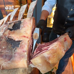 Exquisite Presentation of Giant Steak💯💯 🚩Butcha SteakHouse, Istanbul #steak #beef #meat | Eat More