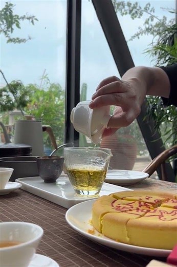 Creating Your Tea Ceremony: A Personal Ritual for Modern Life