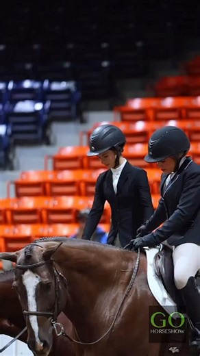 Congratulations to all the winners of the Youth Hunt Seat Equitation 12-14 at the 2025 All American Quarter Horse Congress. CHAMPION - Chilln Ona Dirt Road & Lilly Ann Jones RESERVE CHAMPION - Mouse Trapped & Vivienne King THIRD PLACE - Im Huntin No Doubt & Hannah Kate Pipkin #letsgohorseshow #wherethewinnersgo #allamericanquarterhorsecongress #quarterhorsecongress #aaqhc2025 #quarterhorsecongress2025 #qhcongress #qhcongress2025 #aaqhc | GoHorseShow.com