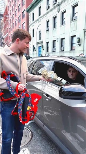 Traffic 😄 trend Short's @MrBeast⁩