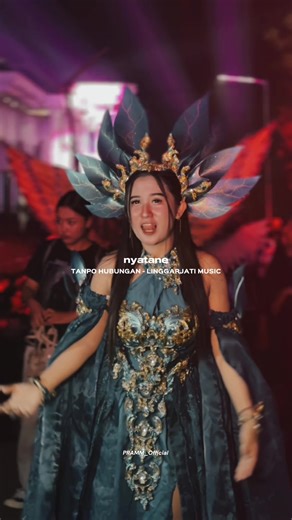 Karnaval Dancer: Nyatane Dadi Asing Tanpo Hubungan