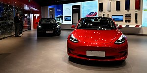 Tesla Ends Streak of Record Quarterly Profits After China Factory Shutdown