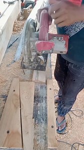 Memasang mal pada table saw untuk membuat sekoning kusen #woodworking #carpenter #tips #trik #reels #fyp | MEBEL