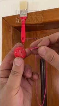 With a paintbrush on the door frame you create an automatic door #TennesseeDIY #SmartFix #DIYRepair