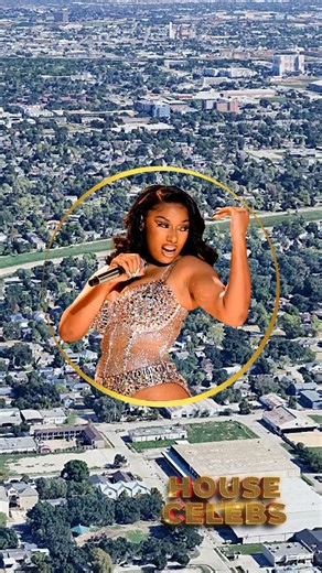 🏡 Megan Thee Stallion’s $931K Texas Crib 💅🔥 Houston’s own Megan Thee Stallion owns this stylish $931,000 property spanning 4,974 sq. ft. With 4 bedrooms and 3 bathrooms, the home perfectly suits the rap queen’s bold and luxurious lifestyle. From chart-topping hits to Houston roots, this space reflects her rising legacy in the music game. 🎤🐎 #MeganTheeStallion #HoustonHomes #CelebrityRealEstate #HotGirlHouse #TexasLiving #StarHomes #HipHopQueen #LuxuryLifestyle #HouseGoals | House Of Celebs