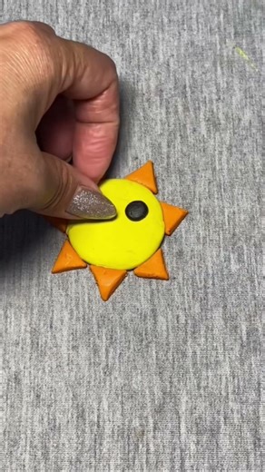 Making Mr. Sun from Dandy’s World with Clay #clayart #handmade #plasticine