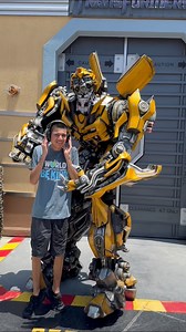 Bumblebee telling Thomas it’s the beginning of a beautiful friendship #autism #autismawareness #autismacceptance #asd #specialneeds #universalstudios #universalstudioshollywood #epicuniverse #universalmonsters #megamoviesummer #transformers #autobots #bumblebee | MagicWithThomas