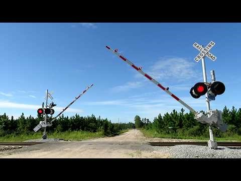 Railroad Companies Shrink Crossing Signals to Save Money